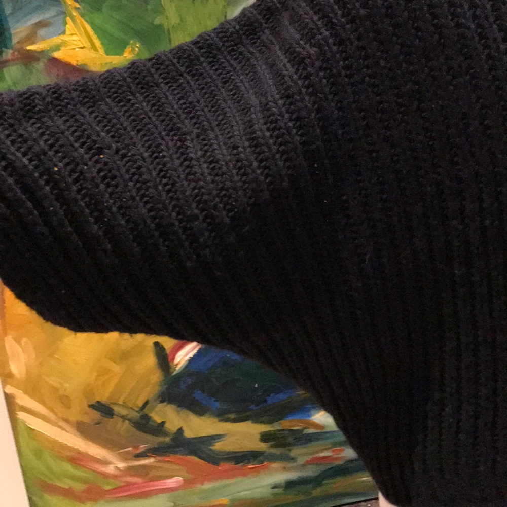 Sweater - Picture 2 of 6